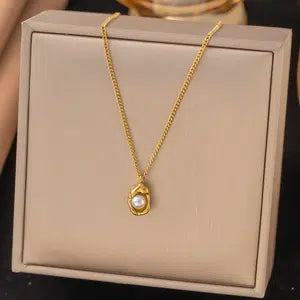 Collar 10