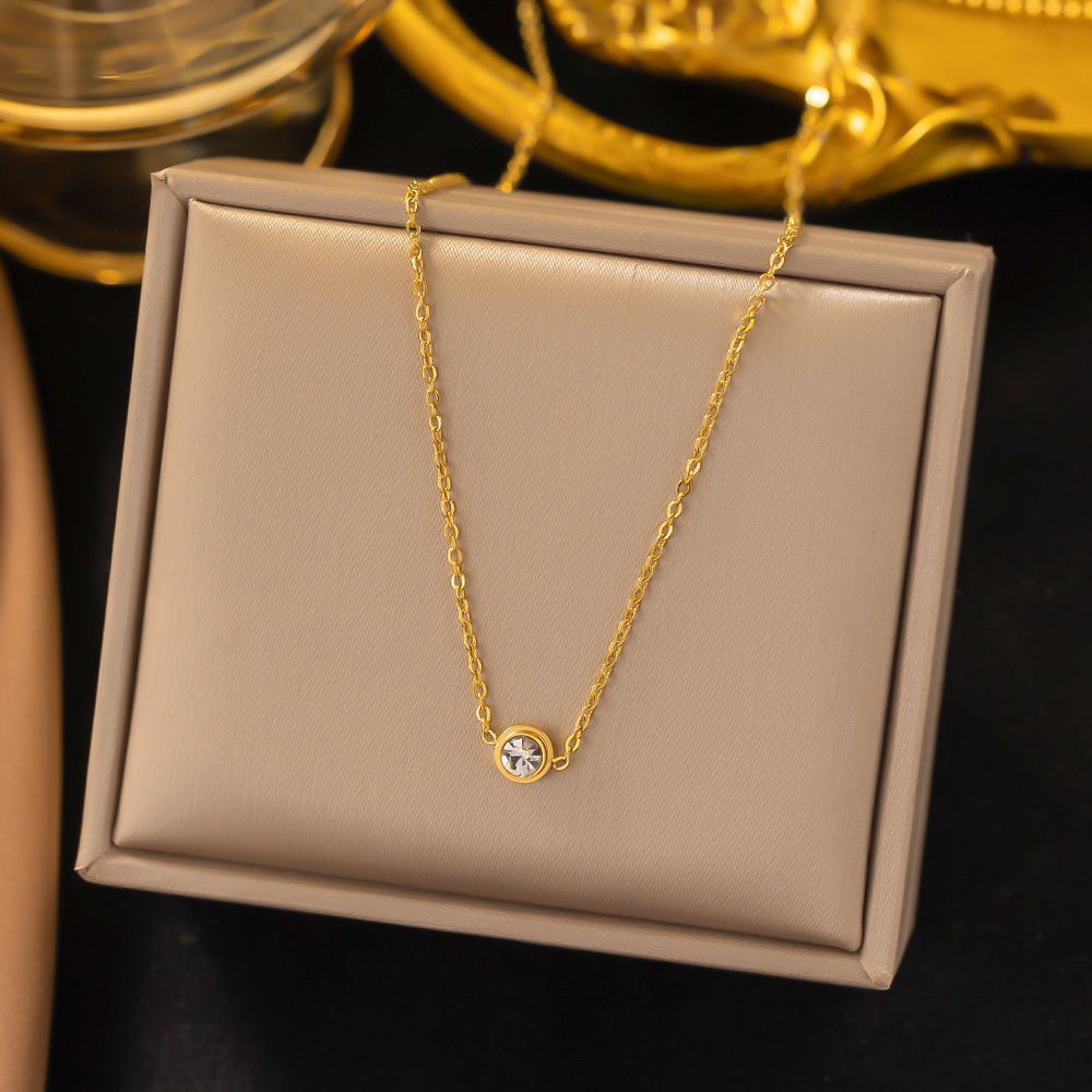 Collar 09
