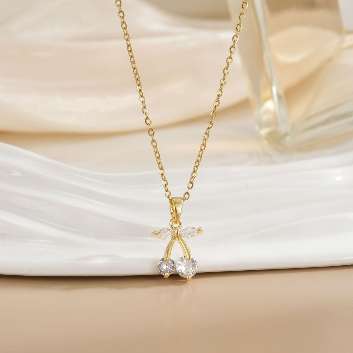 Collar 03